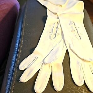 Women's vintage long white gloves. Off white. 2 little buttons.
